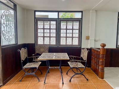 ให้เช่าบ้านเดี่ยว2ชั้น หมู่บ้านเสรี8 ใกล้แอร์พอร์ตลิ้งค์หัวหมาก ให้เช่าบ้านเดี่ยว2ชั้น หมู่บ้านเสรี8 ใกล้แอร์พอร์ตลิ้งค์หัวหมาก