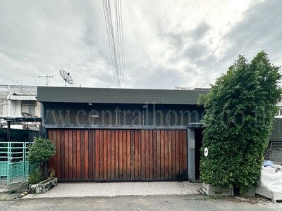 ทาวน์เฮ้าส์ พงษ์เพชรวิลล่า 3 ทำเลดี ใกล้ แม็คโคร แจ้งวัฒนะ