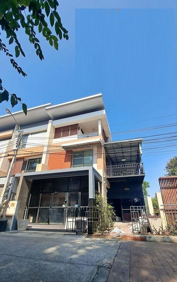 P.908 ให้เช่าทาวน์โฮม 3ชั้น โครงการ Mo Town ซอย แจ้งวัฒนะ