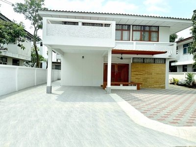 MRT สวนหลวง ร.9  80 ตร.วา วชิรธรรมสาธิต53-59 4นอน  สุขุมวิท101/1 