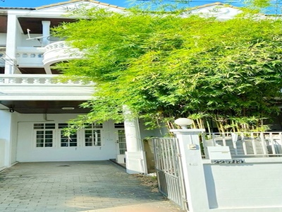 ให้เช่าทาวน์โฮม3 ชั้น  4นอน หรูมาก รัชดาภิเษก40-48 BTSรัชโยธิน 