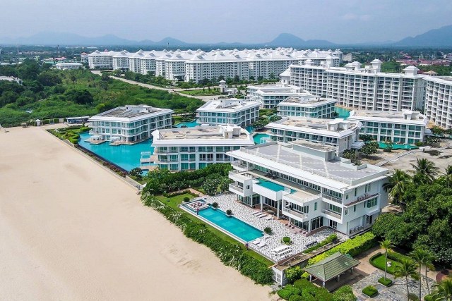 ขายคอนโด Seaside City Huahin (The Energy หัวหิน) ขนาด 42.42 ตร.ม. อยู่โซนหน้า phase 2 ติดหาดเลย ห้องวิวสระว่ายน้ำ   ชะอำ  เพชรบุรี