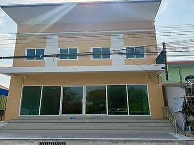 ให้เช่าอาคารพาณิชย์บ้านบึงชลบุรี ให้เช่าอาคารพาณิชย์ 2 ชั้น  