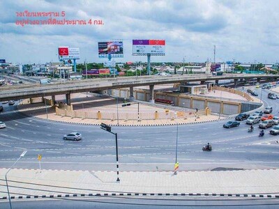 ขายที่ดินเปล่าบนทำเลศักยภาพเต็มเปี่ยม ติดถนนราชพฤกษ์ 