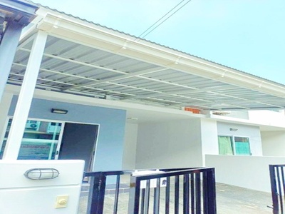 ม.เทคโนโลยีราชมงคลธัญบุรี 800 ม. ทาวน์เฮ้าส์ 2 ชั้น สภาพสวย 3 นอน