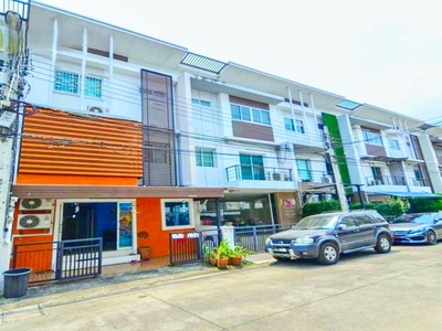  วัดกระทุ่มเสือปลา 20ตร.ว. อ่อนนุช สุขุมวิท77 ทาวน์โฮม 3ชั้น 3นอน