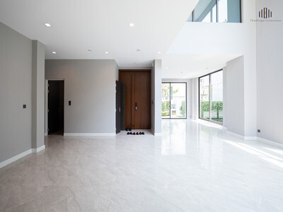 ขาย เดอะ เจนทริ คัลทิวาร์ พระราม 9 5 ห้องนอน 6 ห้องน้ำ 