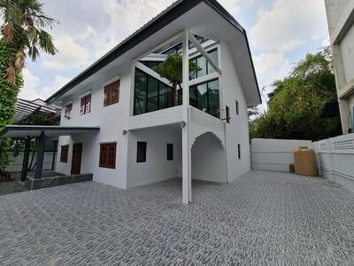  ให้เช่าบ้านเดี่ยว2ชั้น 200 ตร.ม.ย่านโชคชัย4 ลาดพร้าว ใกล้MRTโชคช