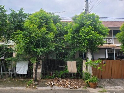 ขาย ทาวน์เฮ้าส์ บาหลีบีช โครงการ 1 ถนน เทพราช-ลาดกระบัง ฉะเชิงเทร