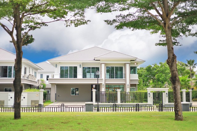 บ้าน คิวเฮ้าส์ อเวนิว พระราม 5 65 SQ.WA 1 Ngan 0 RAI 30500000 B.   ลดแบบสุดๆ นนทบุรี   