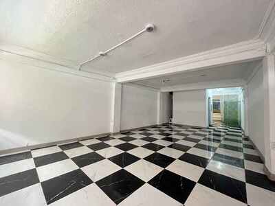 ให้เช่าอาคารพาณิชย์ ถนนสุรวงศ์ ซอยอนุมานราชธน ขนาด 20 ตร.ว.