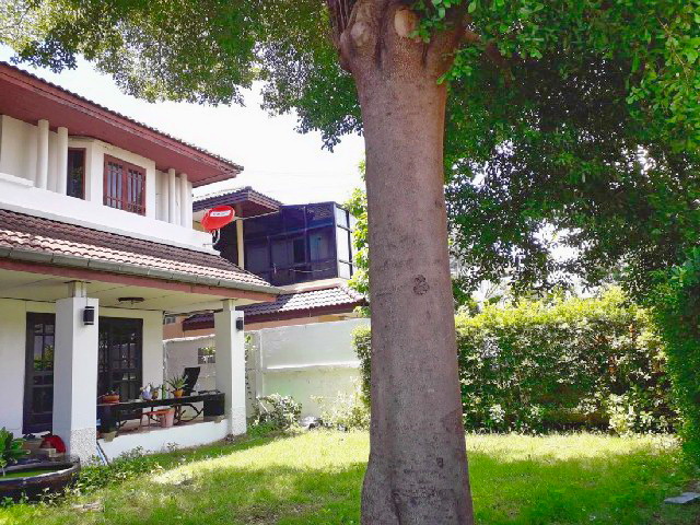 พุทธมณฑลสาย3 ให้เช่าบ้านเดี่ยว 2 ชั้นม.กรุงเทพธนบุรี ถ.ทวีวัฒนา  70 ตรว. 300 ตรม. 3นอน 3น้ำ 3แอร์