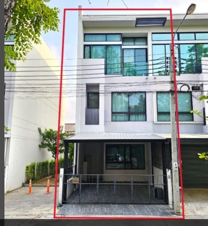 ขายทาวน์โฮม 3 ชั้น  ถ. ประชาชื่น ปากเกร็ด หมู่บ้าน โคราซอน ประชาชื่น เนื้อที่ 22 ตรว.พื้นที่ใช้สอย 217 ตารางเมตร ใกล้ รถไฟฟ้าสายสีชมพู