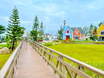  วิลลาจจิโอ1-3 MRTศรีแบริ่ง 3กม. ศรีนครินทร์ บางนา 2ชั้น 23ตร.วา
