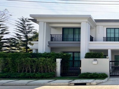 ขายบ้านเดี่ยว บ้านไซส์ใหญ่ในโครงการ เศรษฐสิริ เสรีไทย