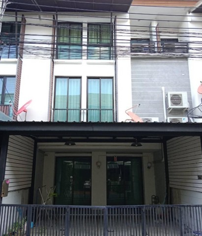  ให้เช่าทาวน์โฮม 3 ชั้น Areeya Mova ลาดปลาเค้า เกษตร นวมินทร์ พร้อมอยู่ 