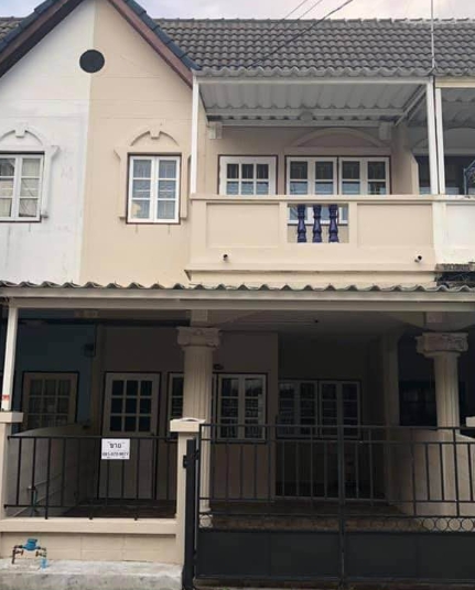 ให้เช่าทาวน์โฮม หมู่บ้านธารถวิล ธนัส  มี 3 ห้องนอน 2 ห้องน้ำ ซอยวัดพระเงิน บางใหญ่