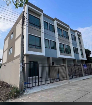 ขายทาวน์โฮม3ชั้นสร้างใหม่ ย่านบางใหญ่ ซอยบางโสน1 ใกล็เซ็นทรัลเวสต์เกต