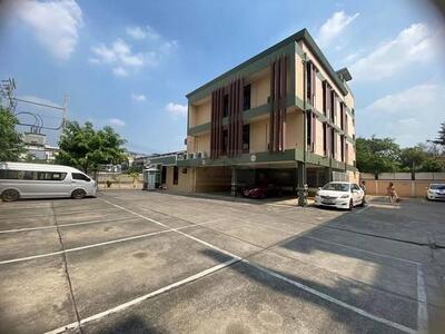 ให้เช่าอาคารสำนักงาน 3 ชั้น 728 ตรม. ประชาอุทิศ15 ใกล้สนามบินดอนเ