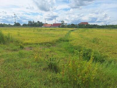 ที่ดินเปล่า 4-0-25.5 ไร่ ใกล้สนามบินกำแพงแสน นครปฐม