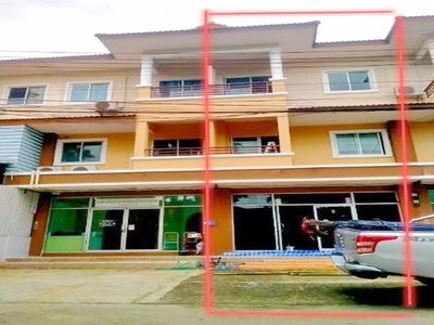 ตลาดกลางลาดสวาย อาคารพาณิชย์ 3 ชั้น 25 ตรว. ตลาดเอซี คลอง4 2กม. 