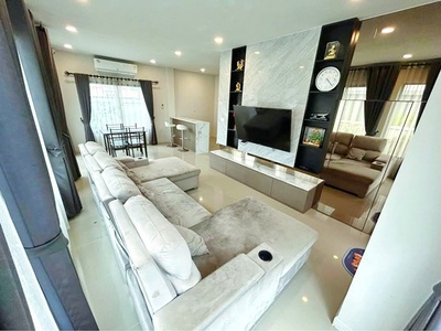 เช่าบ้าน 2 ชั้น 50ตร.ว. ม.กรุงเทพ รังสิต 3.2กม. 4นอน ซ.บงกช31-37 