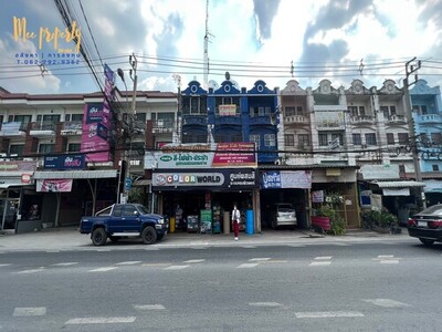 ขายตึก 2 คูหา 3.5 ชั้นครึ่ง  ไทรน้อย