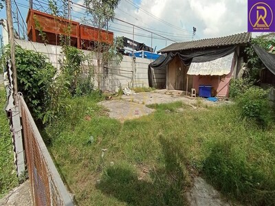 ขายที่ดินศรีราชา100วา แถมบ้าน ใกล้วัดศรีรัตนาราม(บ่อหิน) ชลบุรี