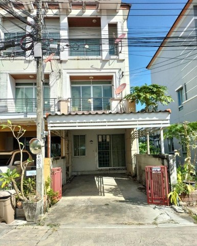 ขายทาวน์เฮ้าส์ บ้านกลางเมือง The Paris อ.บางกะปิ จ.กรุงเทพมหานคร  PSC00717