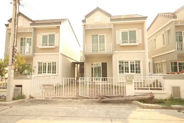 ขายทาวน์เฮ้าส์ โครงการ  เดอะวิลเลจ กาญจนาภิเษก-ราชพฤกษ์  PSC10537