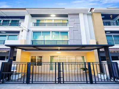 อ่อนนุช91 สุขุมวิท ARL ลาดกระบัง ให้เช่าทาวน์เฮาส์ ถ.ลาดกระบัง1-5