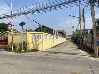 ขายโรงงานผังสีม่วง นวลทอง31 รถเทรลเลอร์เข้า-ออกได้