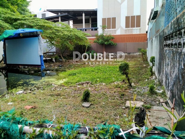 ที่ดินเสนานิคม 26 แยก 5 ขาย 8.6 ล้านบาท Tel : 082-626-8246 