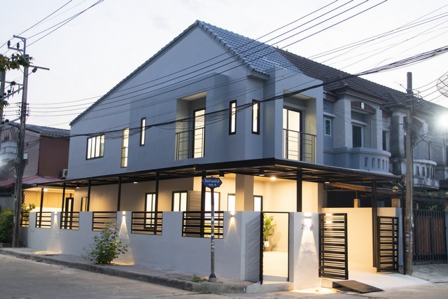   ทาวน์โฮมหลังมุม บ้านริมน้ำนนท์นที สวยหรูไม่เกรงใจใครโครงการ บ้าน ริมน้ำนนท์นที