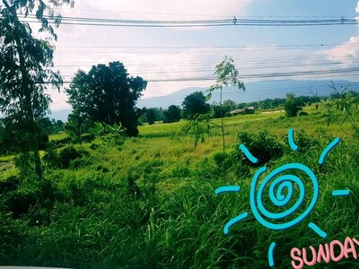 สู่ยุคทรัพย์เอื้อเศรฐกิจ  ขายที่่สวยติดถนนพหลโยธิน AH1 บ้านตาก จ.