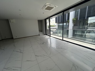 ให้เช่าโฮมออฟฟิศใหม่ 6 ชั้น โครงการ 201AVENUE ใจกลางเอกมัย-พระราม