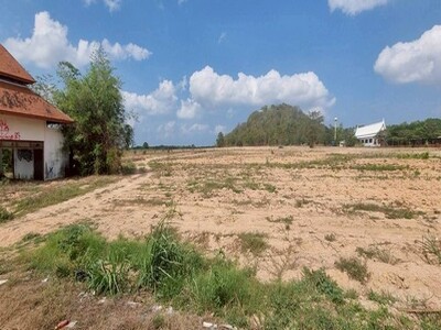 ขายที่ดิน 12ไร่ 127ตรว ติดถนนทุ่งกลม-ตาลหมัน ห้วยใหญ่ ชลบุรี