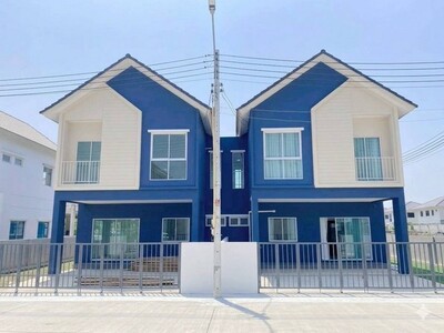 ขายบ้านแฝด 2 ชั้น ขนาด4นอน บ้านมือ1 บ้านโครงการ ห้วยกะปิ ชลบุรี