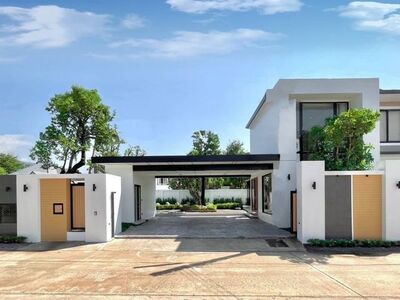 โซนแม่เหียะ ราคา 8.9 ล้าน อำเภอเมือง สไตล์โมเดิร์น หลังสุดท้าย