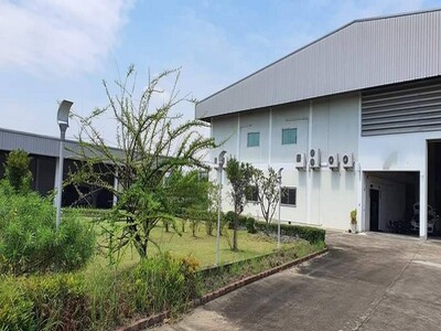 ขายอาคารโรงงานพร้อมที่ดิน  พร้อมใบรง4 ซอยอยู่เจริญ3 นาดี สมุทรสาค