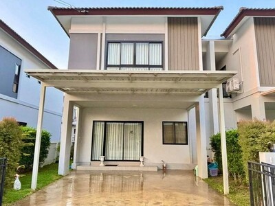 ให้เช่าบ้านเดี่ยว 2 ชั้น พื้นที่รอบบ้าน โครงการกาญจน์กนกวิลล์22 ส