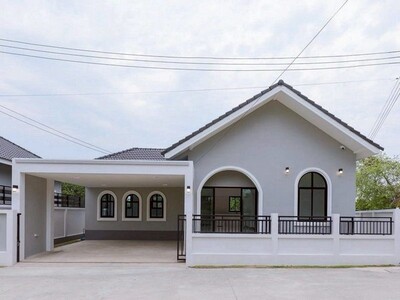 ขายต่ำกว่าราคา บ้านสร้างใหม่ โมเดิร์น ยูโรเปี่ยน  โซนหางดง