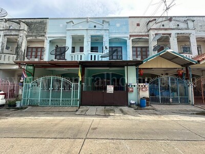ทาวน์เฮ้าส์ บ้านพิชาดา บ้านกล้วย - ไทรน้อย ราคาถูก