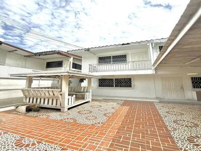 ขายบ้านเดี่ยว 2 ชั้น 42 ตรว. ซ.ลาดพร้าว 132 เขตบางกะปิ