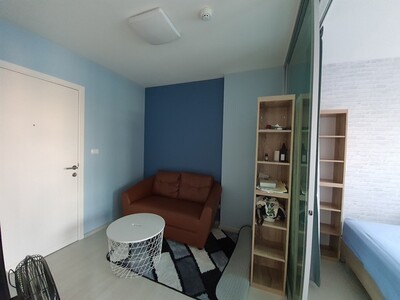 คอนโด Aspire ลาดพร้าว 113 ห้องวิวสระว่ายน้ำวิวสถานีรถไฟฟ้า
