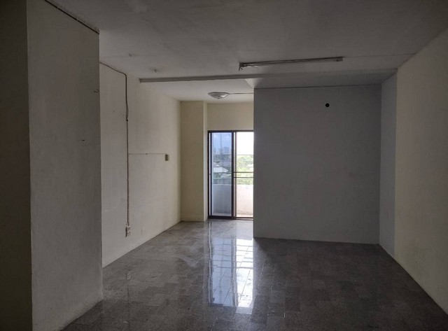 ขายคอนโด สถิตย์ภิรมย์คอนโดทาวน์  เมือง  นนทบุรี บ้านผ่อนตรง 20ปี วาง 13,500 เข้าอยู่ได้