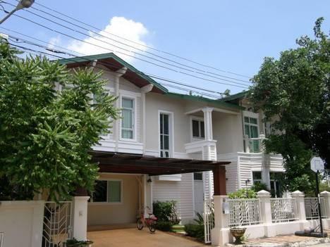 EPL-HR2352 ให้เช่าบ้านเดี่ยว 2 ชั้นหลังมุม ถนนประดิษฐ์มนูธรรม  หมู่บ้านปริญสิริ ไพรเวซี่ โยธินพัฒนา 3 มี 5ห้องนอน 5ห้องน้ำ พื้นที่ 400 ตรม.