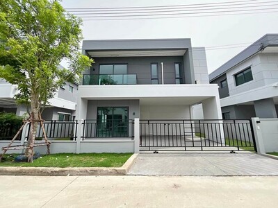 4 ห้องน้ำ แอร์ 5 ตัว  บ้าน Centro ดอนเมือง แจ้งวัฒนะ