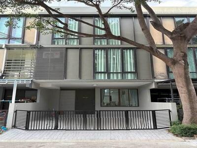 ขายทาวน์โฮม 3 ชั้น 18.8 ตรว. อารียา ทูบี เกษตร-นวมินทร์ ถนนลาดปลา