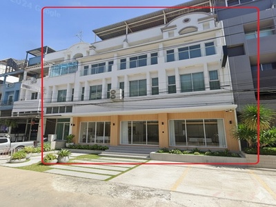 เช่าอาคาร3คูหา 6ชั้น  โชว์ร KPIS Inter Sch แฟชั่น แอร์ใหม่ 11 ตัว เช่าอาคาร3คูหา 6ชั้น  โชว์ร KPIS Inter Sch แฟชั่น แอร์ใหม่ 11 ตัว